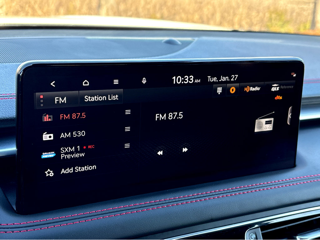 Used 2023 Genesis G70 2.0T w/ Sport Prestige Package image 7