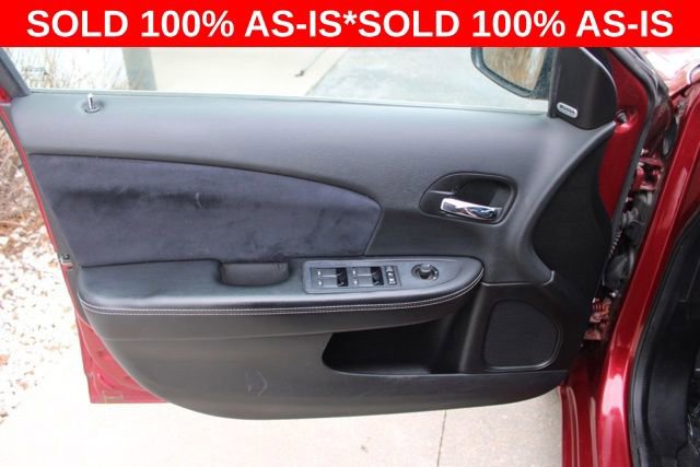 Used 2014 Chrysler 200 Limited w/ 200 S V6 Premium Group image 16