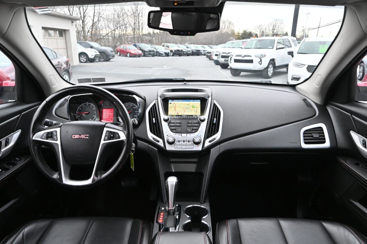 Used 2015 GMC Terrain SLT w/ Open Road Package image 2
