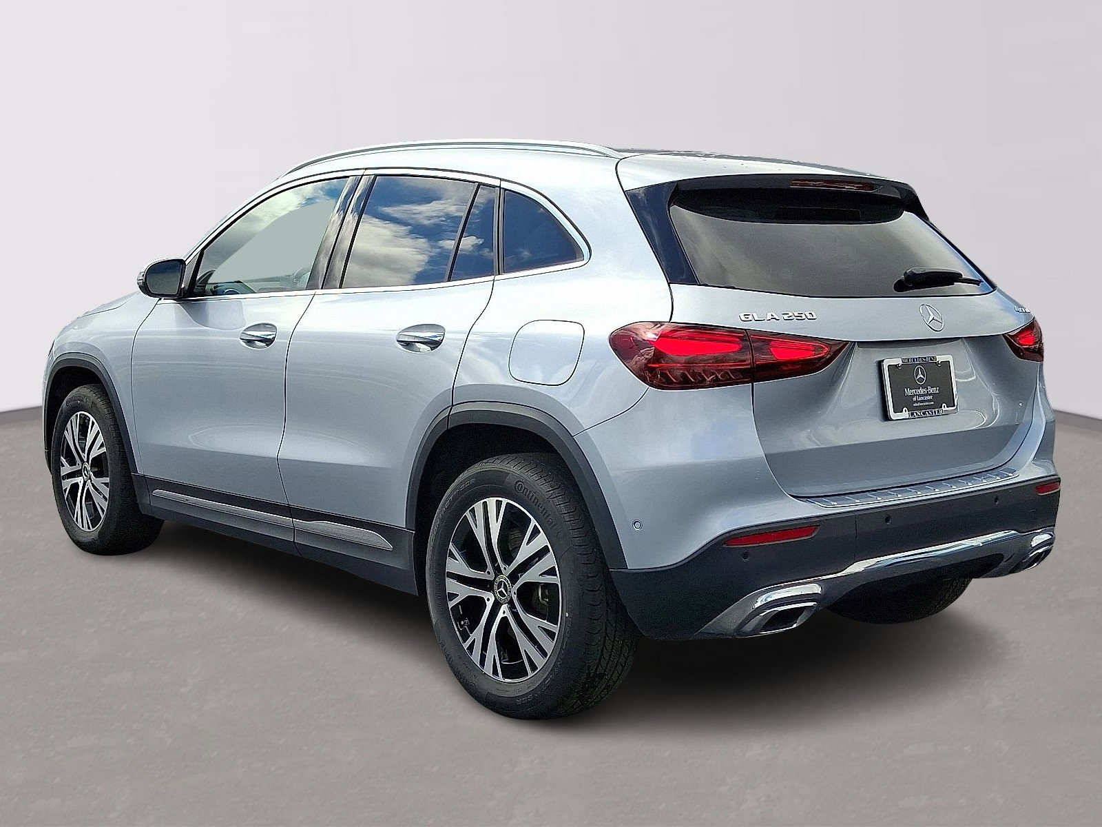 Certified 2026 Mercedes-Benz GLA 250 4MATIC image 6