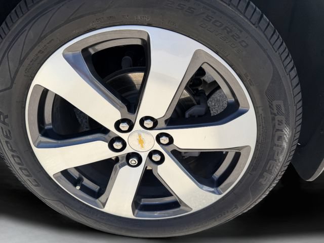Used 2021 Chevrolet Traverse LT w/ LT Premium Package FWD image 38