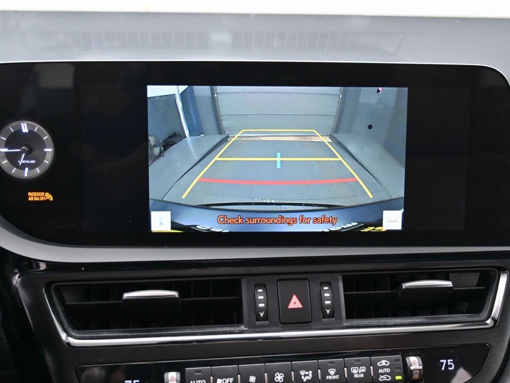 Used 2025 Lexus ES 350 w/ Premium Package image 23