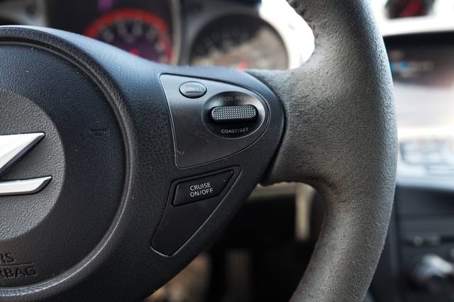Used 2015 Nissan 370Z NISMO RWD image 23