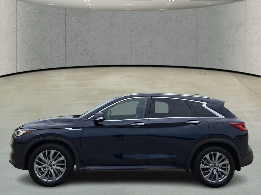 Used 2024 INFINITI QX50 Luxe FWD image 2