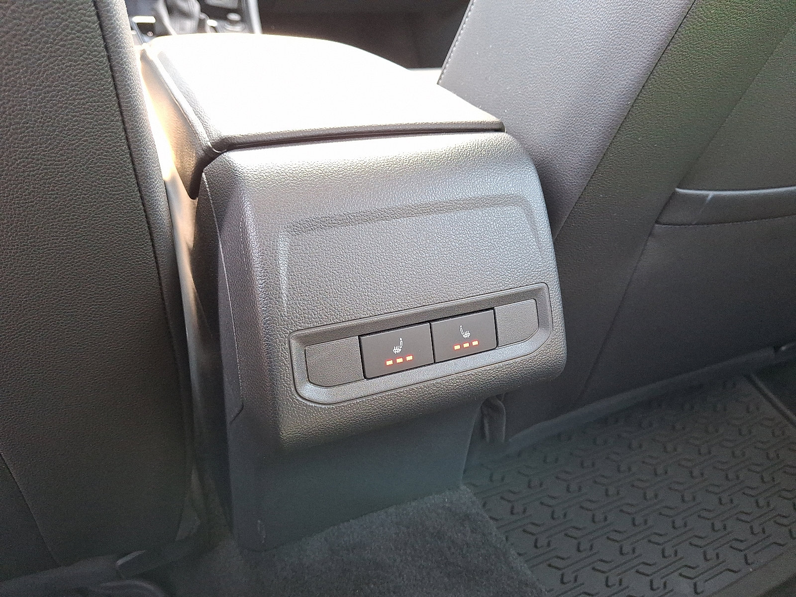 Used 2020 Volkswagen Jetta SEL FWD image 12