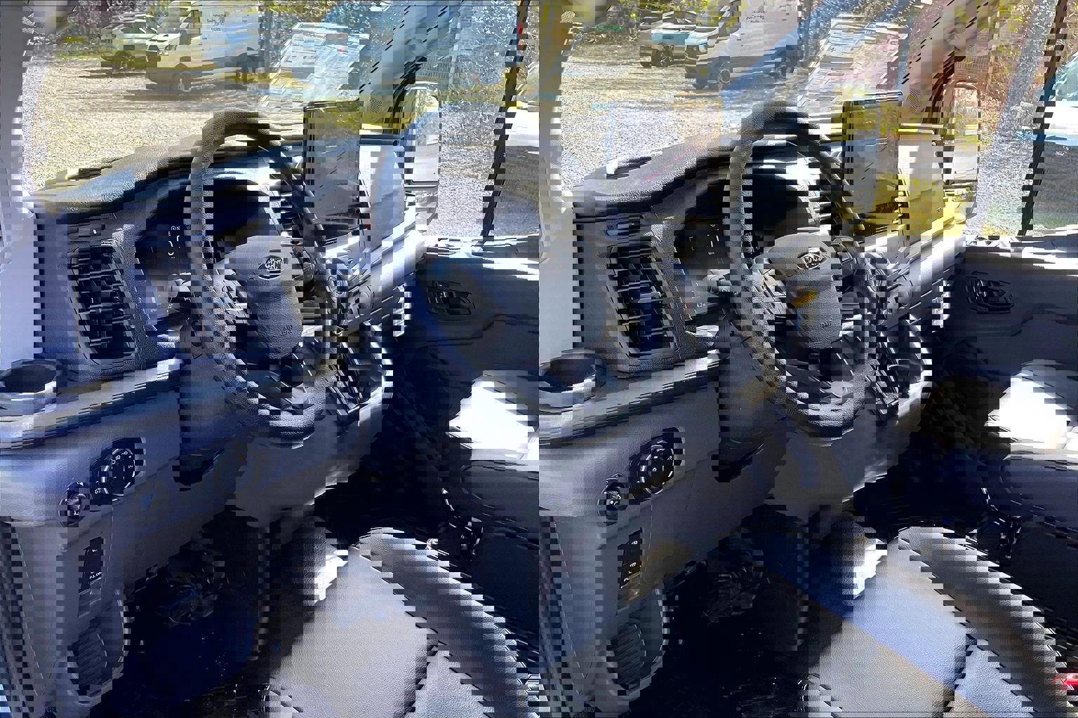 New 2026 Ford Transit 350 148 Medium Roof w/ Load Area Protection Package RWD image 6