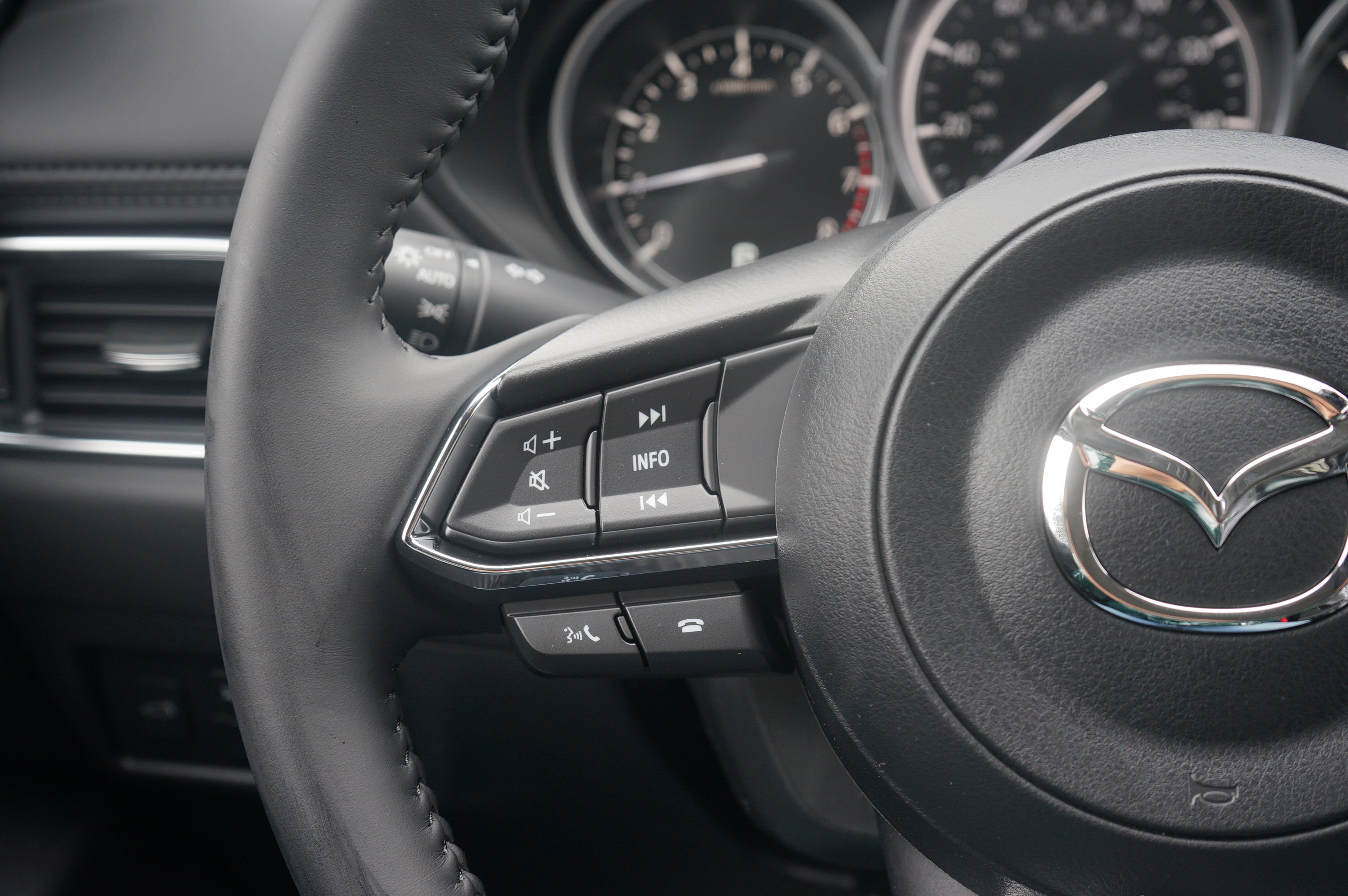 New 2025 MAZDA CX-5 AWD 2.5 S w/ Preferred Package image 23