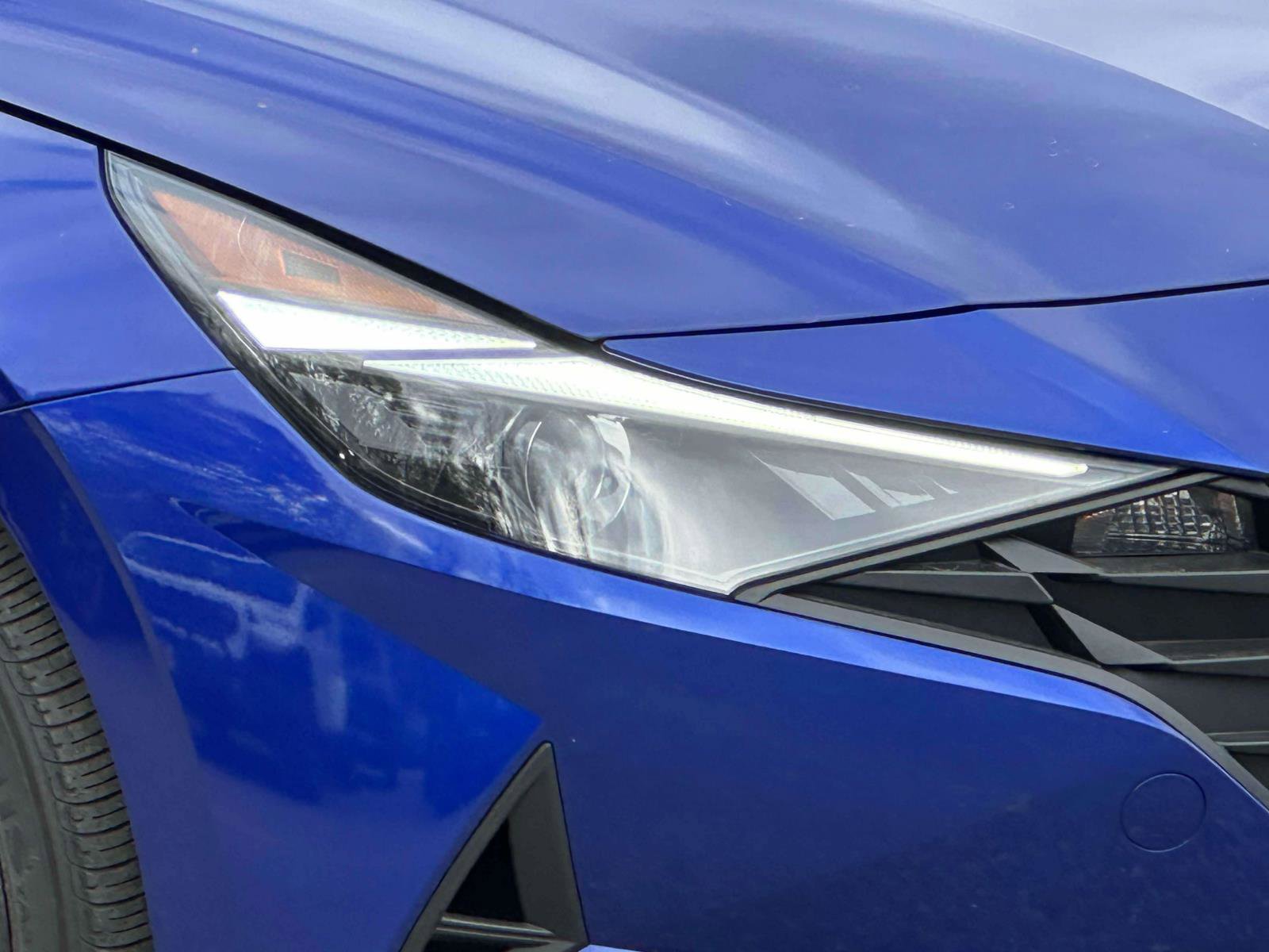 Used 2023 Hyundai Elantra Blue w/ Cargo Package image 8