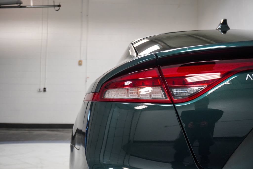 Used 2023 Kia Stinger GT-Line w/ Sun & Sound Package AWD/4WD image 42