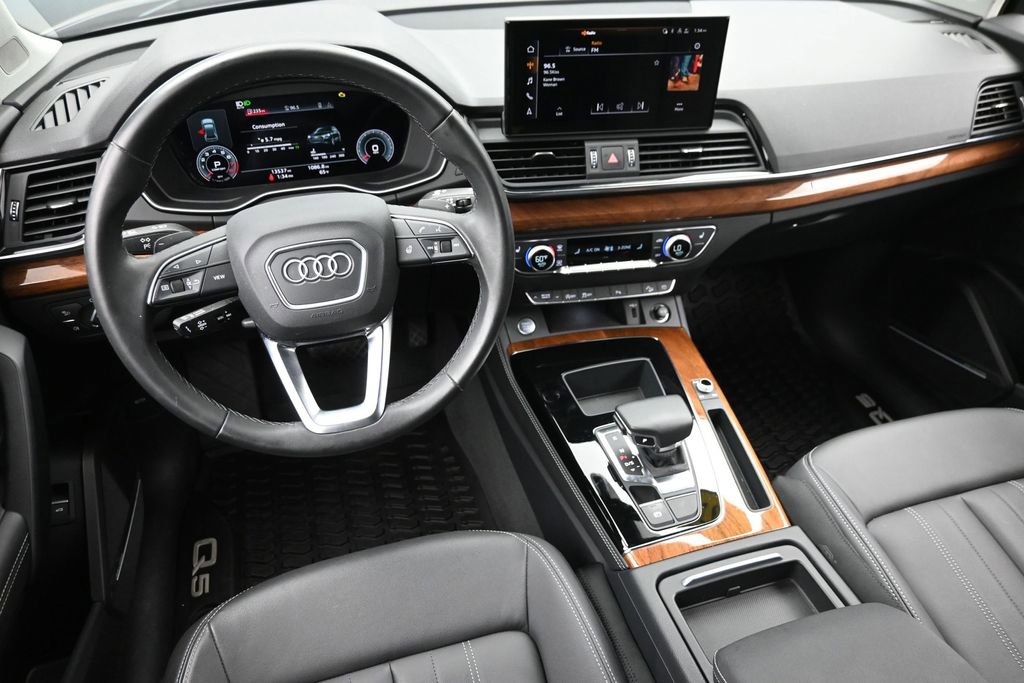 Used 2022 Audi Q5 2.0T Premium Plus AWD/4WD image 13