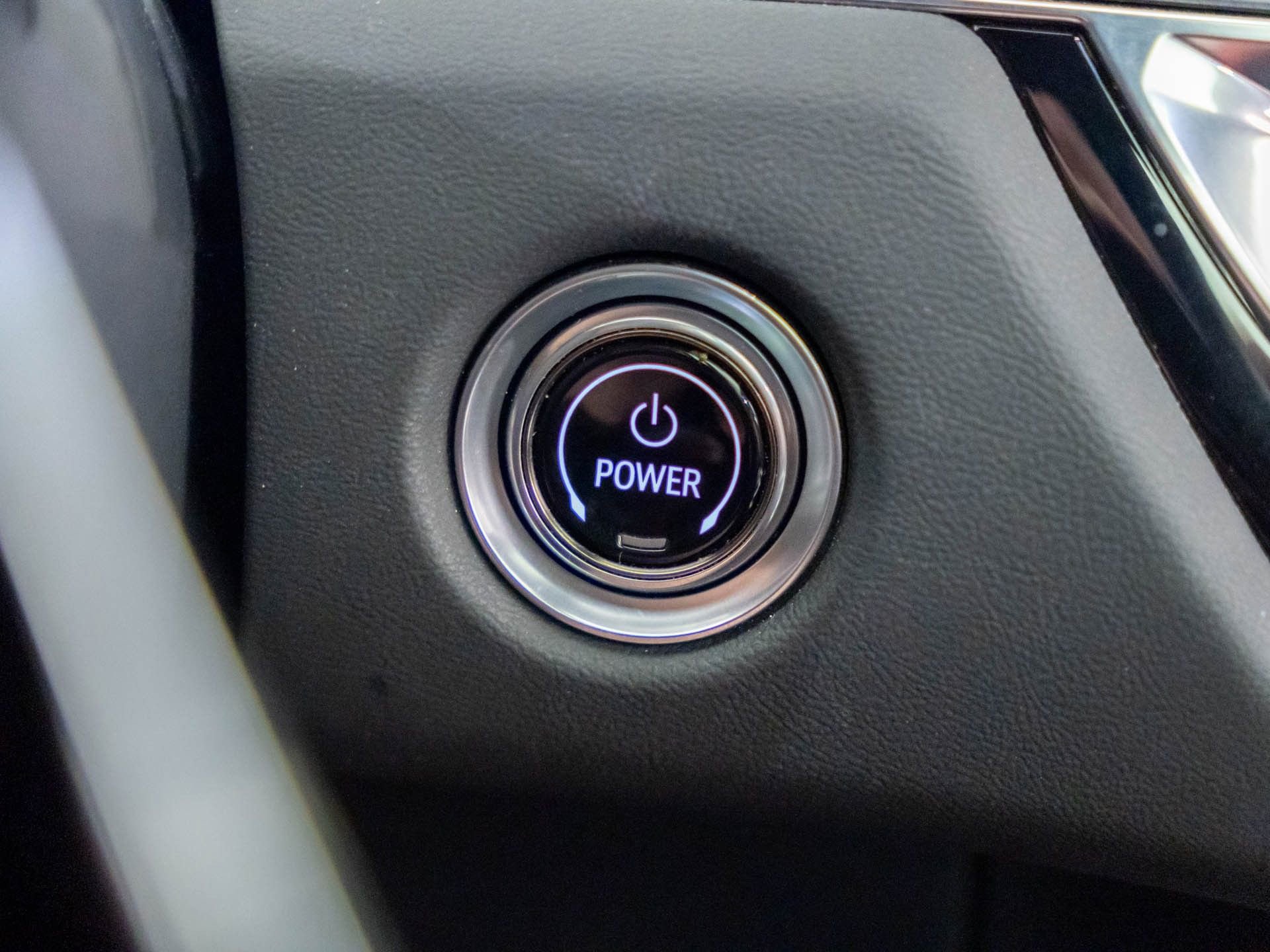 Certified 2024 Cadillac Lyriq Tech AWD/4WD image 28