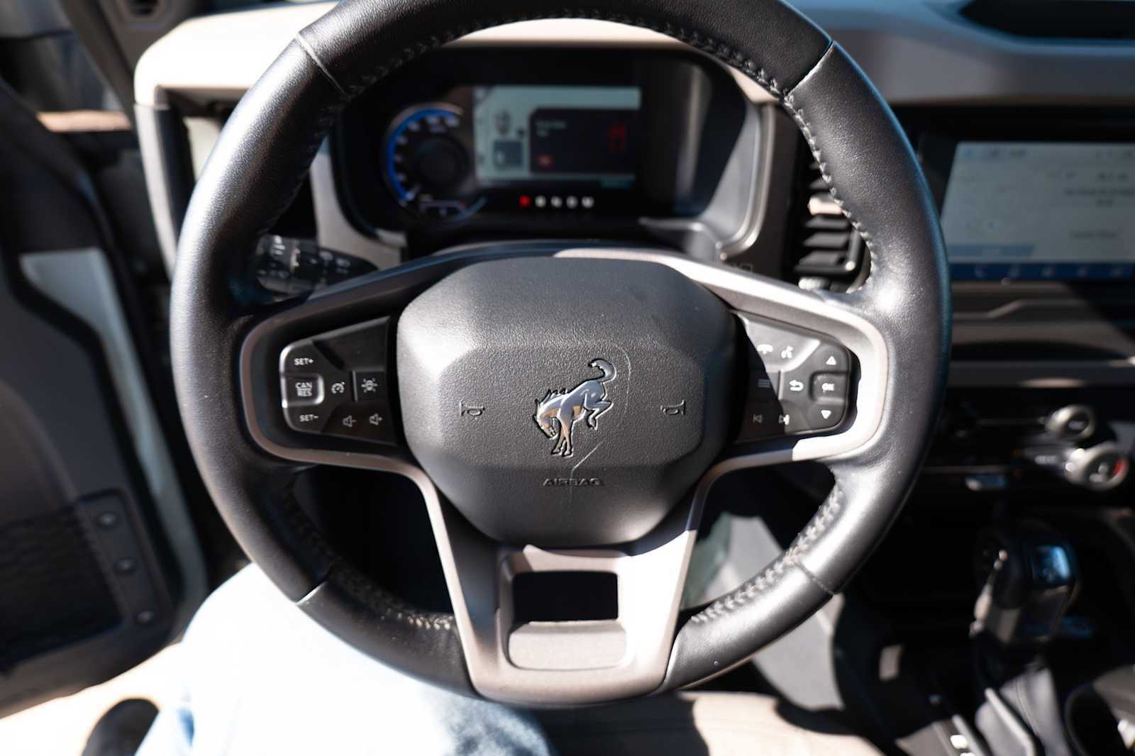 Used 2022 Ford Bronco Big Bend image 12