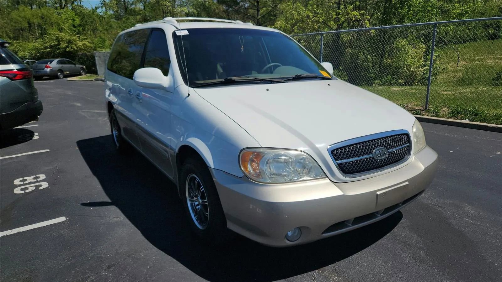 Used 2005 Kia Sedona EX FWD image 8