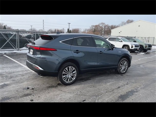 Used 2021 Toyota Venza Limited image 8