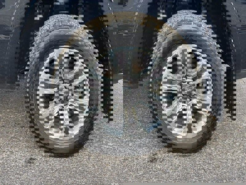 Used 2021 RAM 1500 Limited image 3