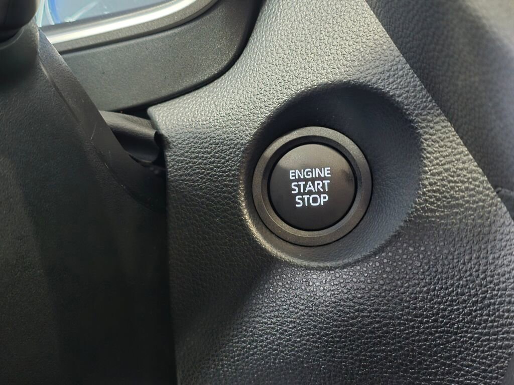 Used 2026 Toyota Corolla Cross XLE w/ Convenience Package image 32