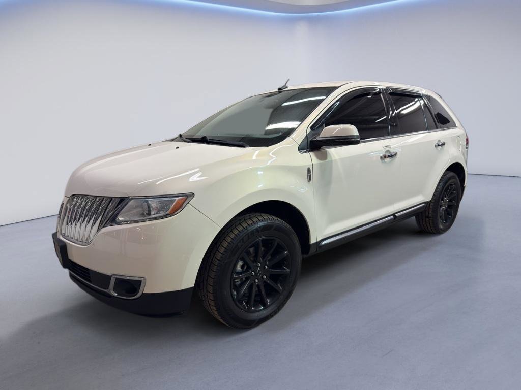 Used 2012 Lincoln MKX AWD image 3