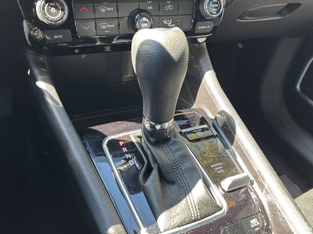 Used 2024 Jeep Compass Sport image 33