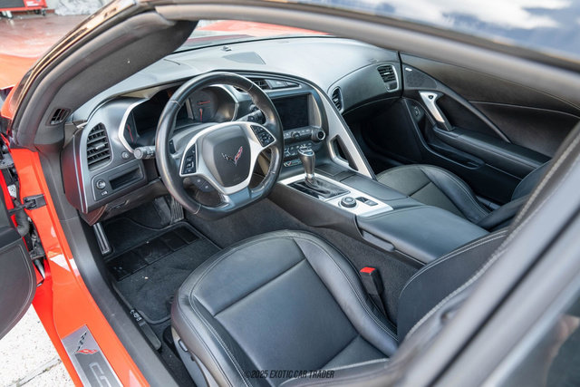 Used 2019 Chevrolet Corvette Stingray Coupe w/ Carbon Flash Badge Package image 35