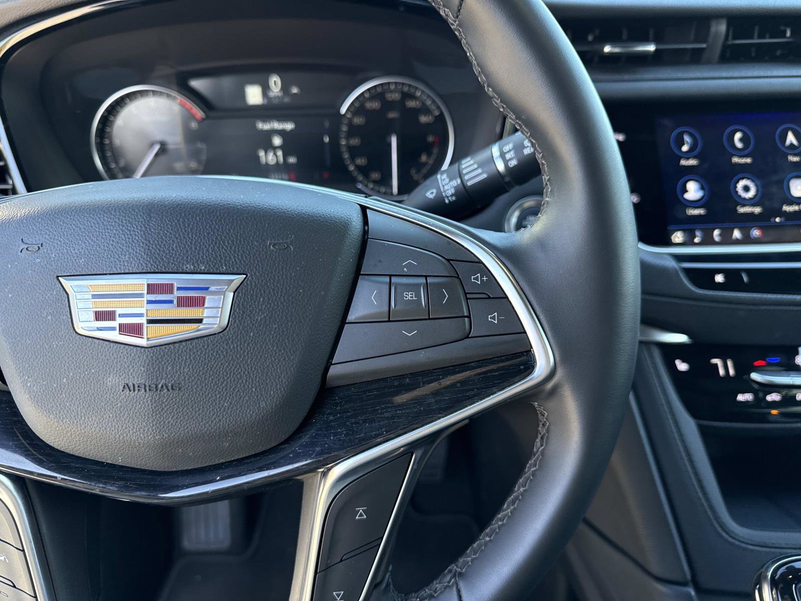 Certified 2025 Cadillac XT5 Premium Luxury image 32