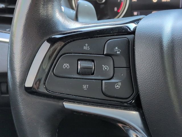 Used 2022 Buick Enclave Essence image 32