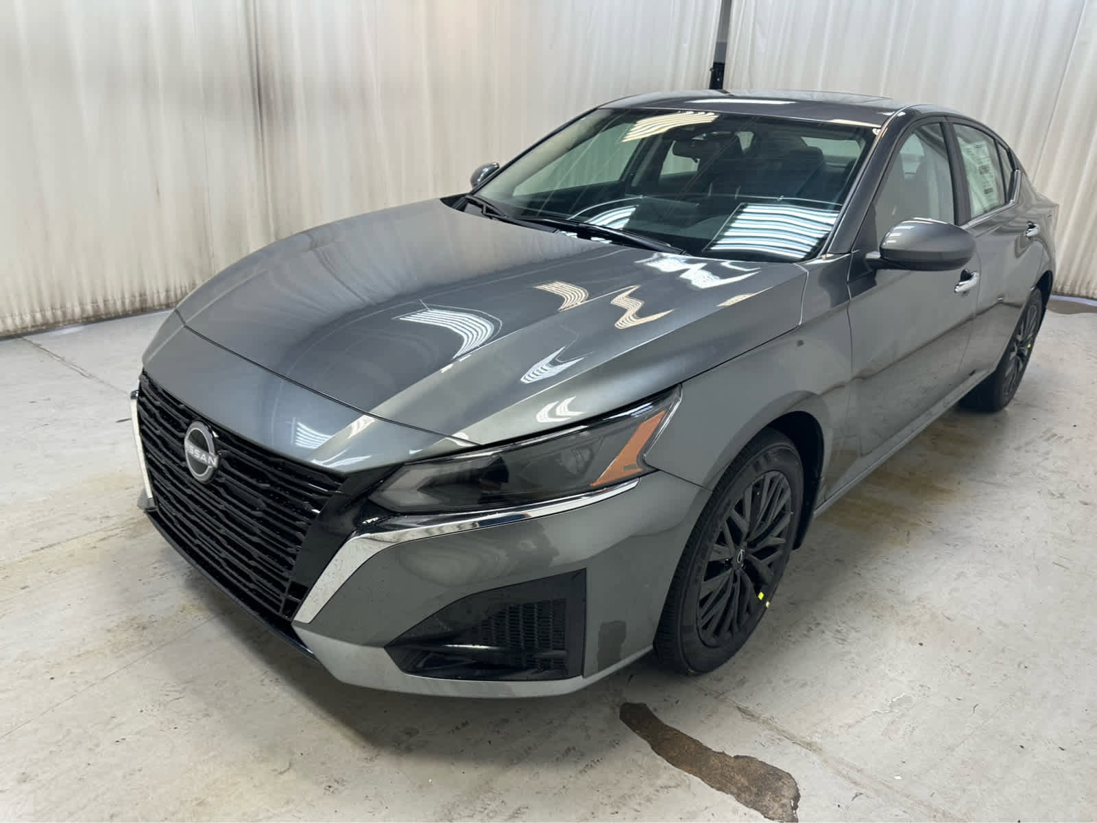 New 2025 Nissan Altima 2.5 SV AWD/4WD image 10