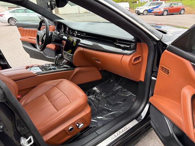 Used 2023 Maserati Quattroporte Modena Q4 AWD/4WD image 28