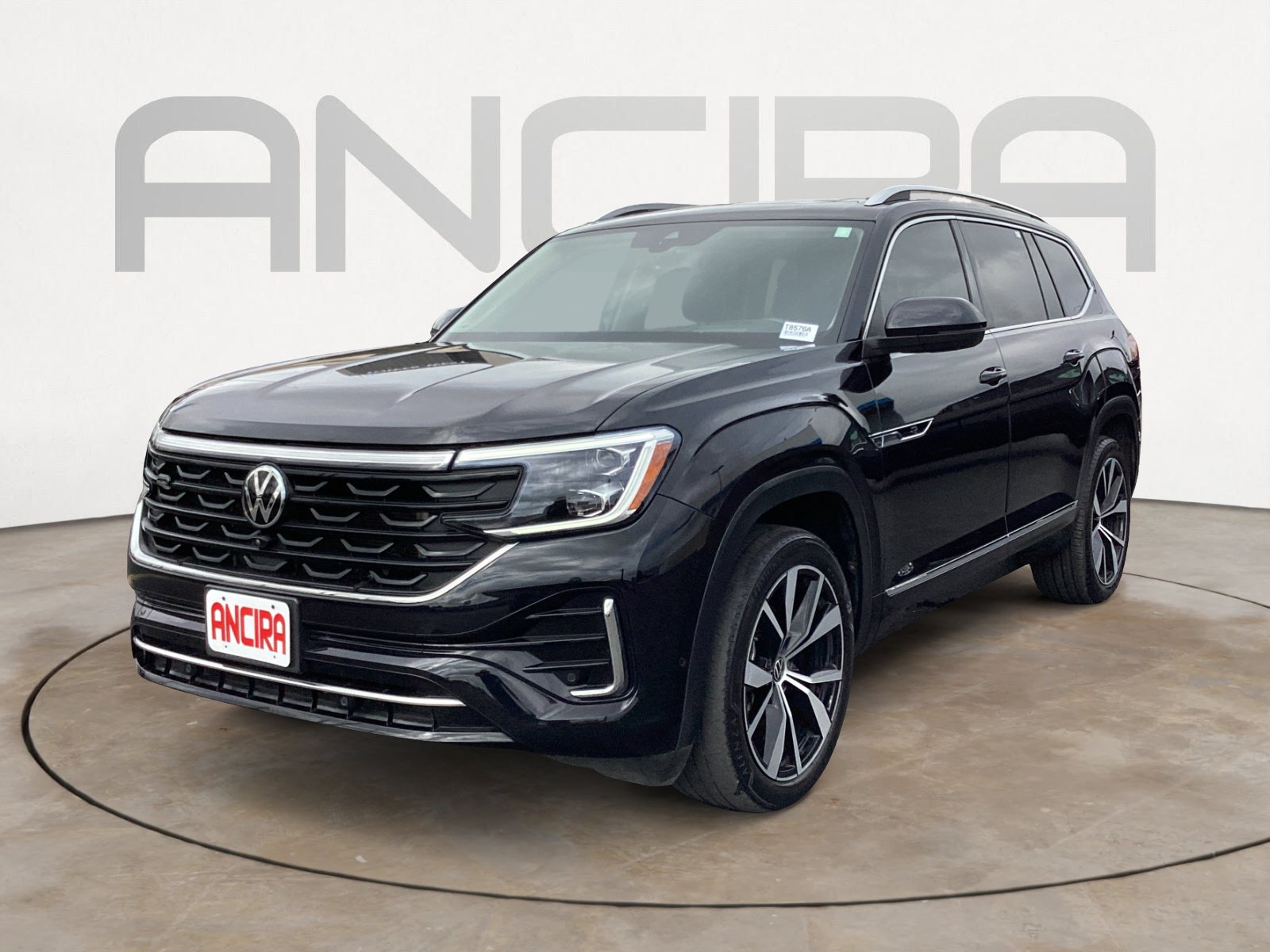 Used 2024 Volkswagen Atlas SEL Premium R-Line AWD/4WD image 9