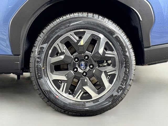 New 2025 Subaru Forester Premium image 31