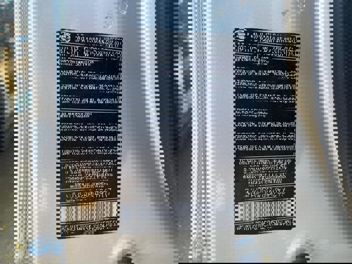 Used 2016 Land Rover LR4 HSE LUX image 14