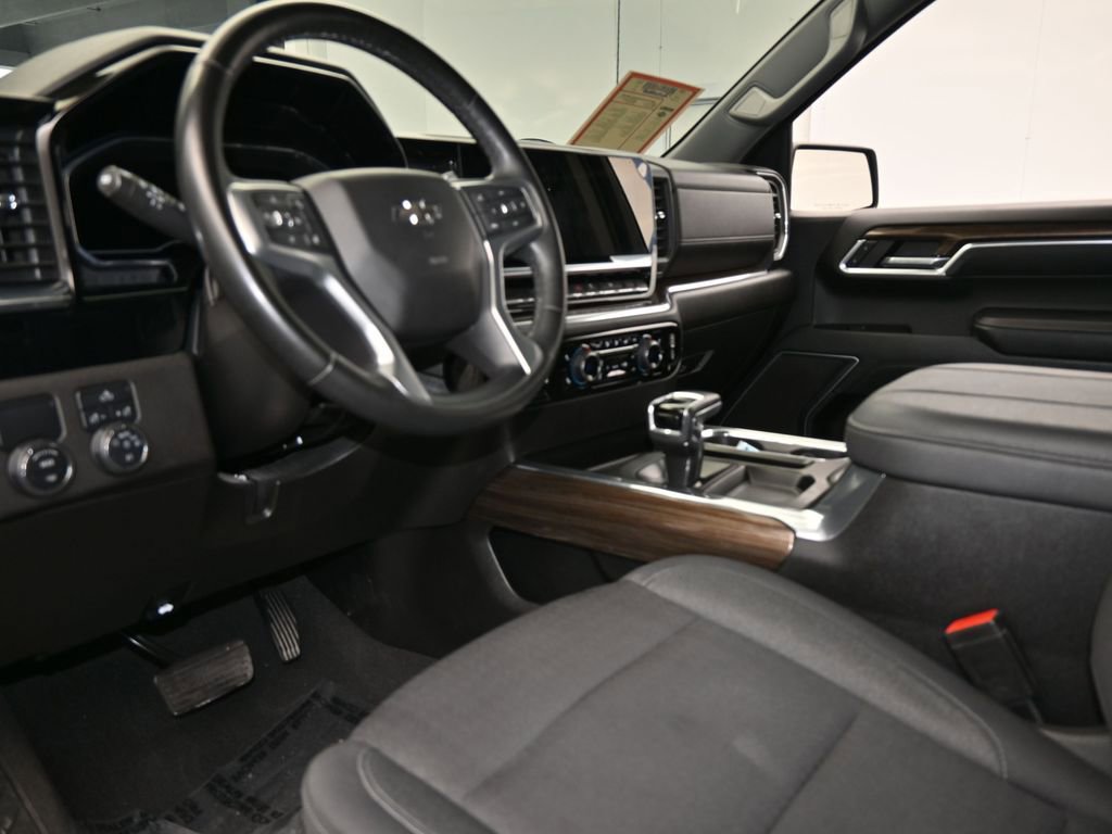 Used 2023 Chevrolet Silverado 1500 RST image 13