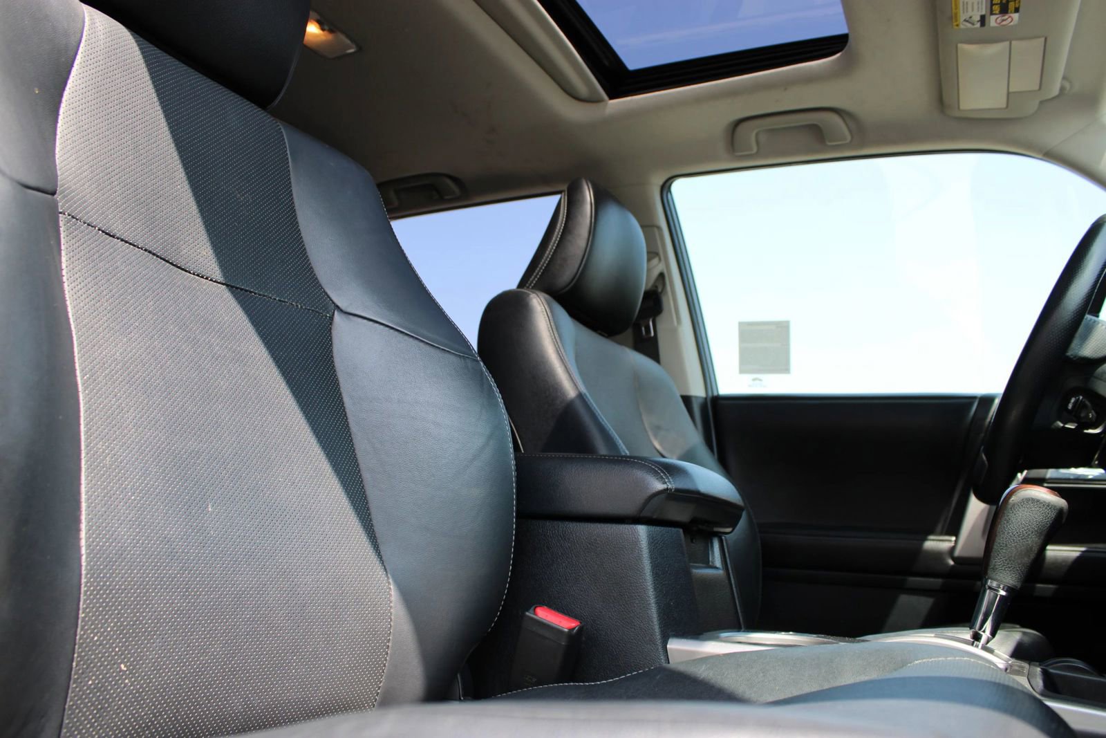 Used 2015 Toyota 4Runner Limited RWD image 15