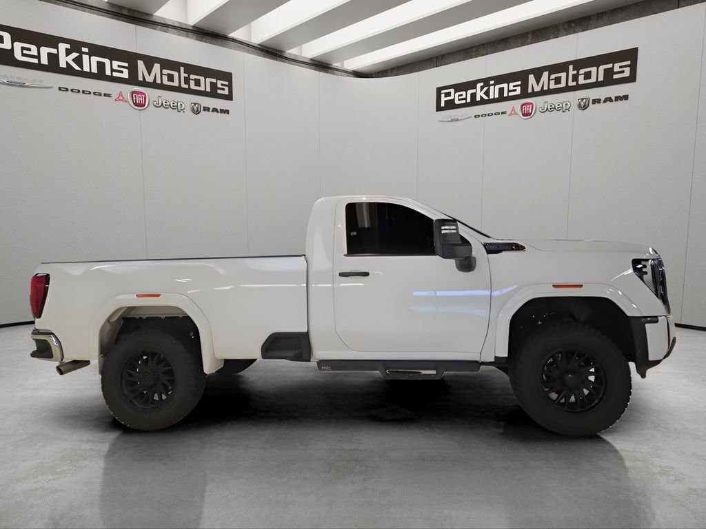 Used 2024 GMC Sierra 2500 Pro w/ Convenience Package image 4