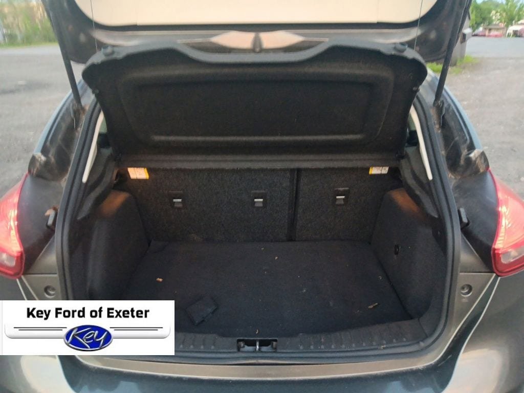 Used 2017 Ford Focus SE FWD image 11