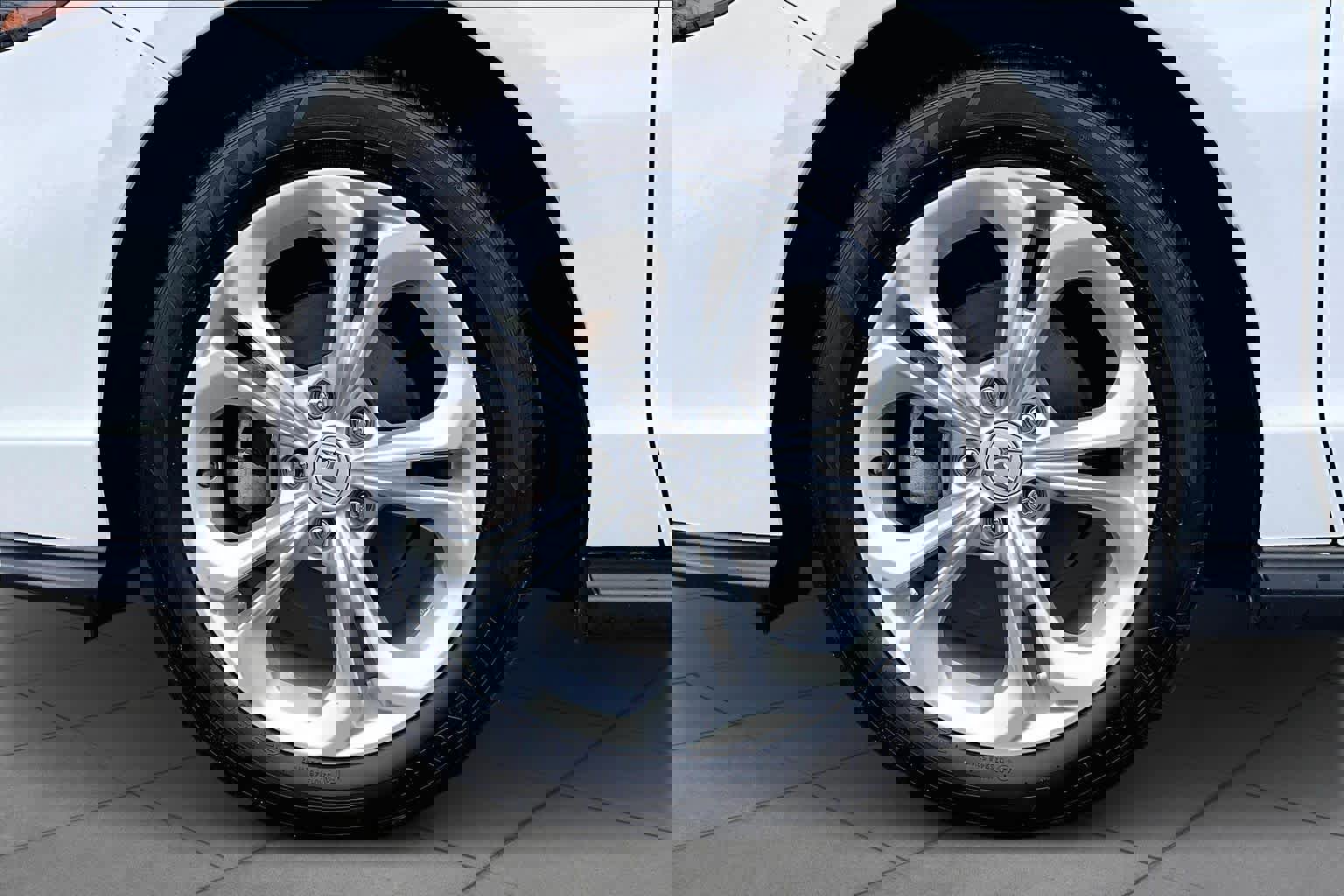 Used 2023 Honda Accord LX image 10