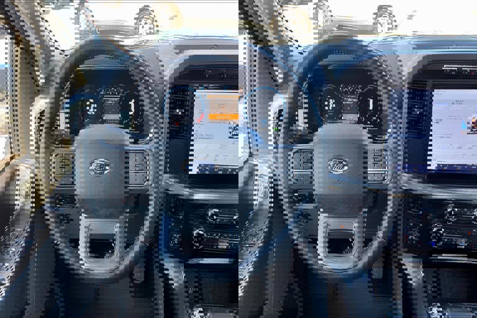 Certified 2022 Ford F150 Lariat w/ Equipment Group 502A High image 5