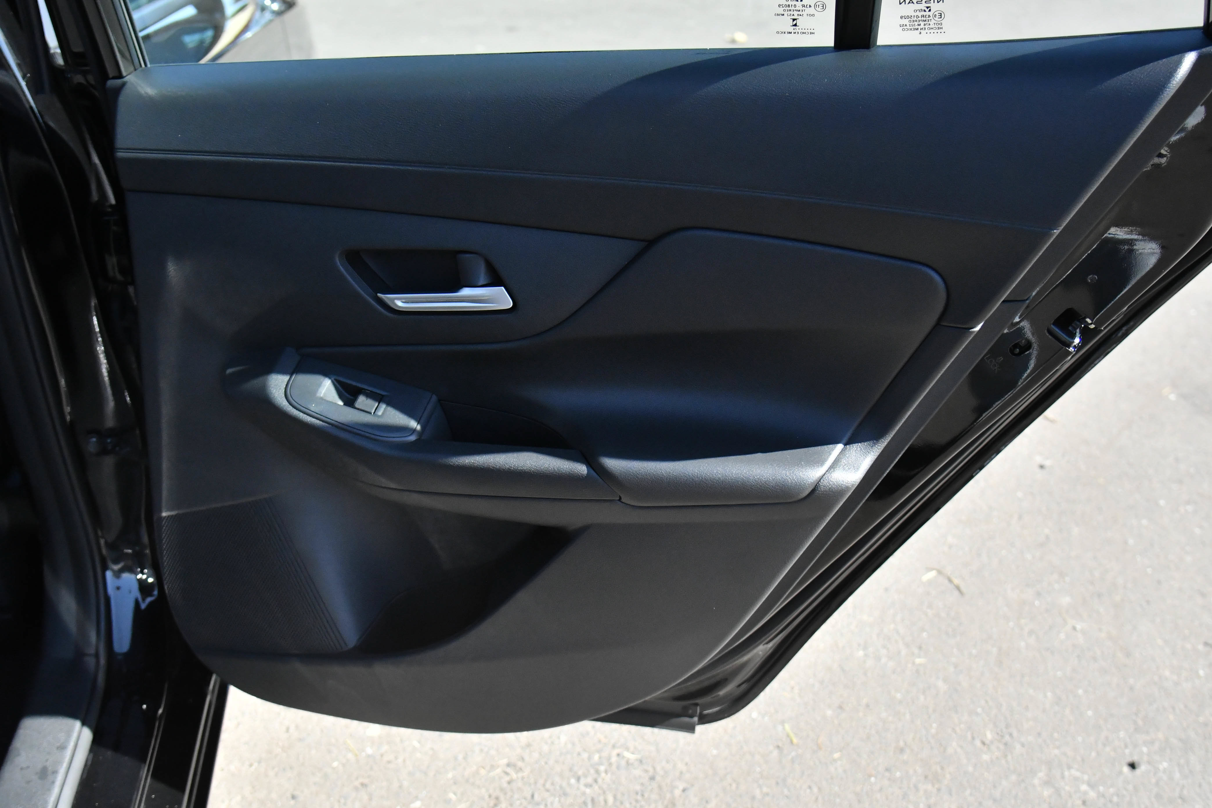 Used 2026 Nissan Sentra SV w/ Floor Mat Package FWD image 39