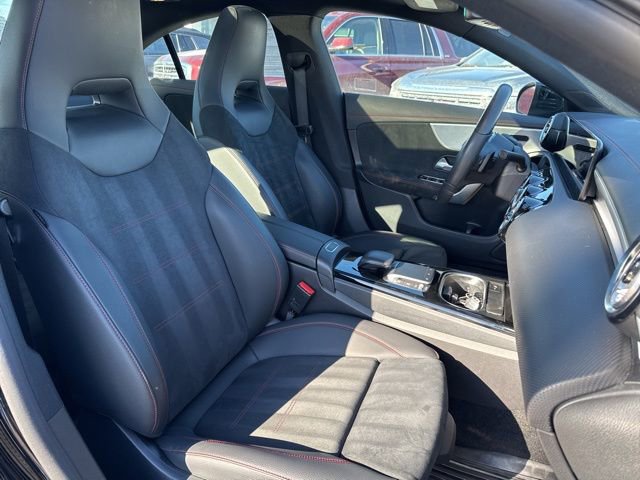Used 2022 Mercedes-Benz CLA 250 4MATIC image 31