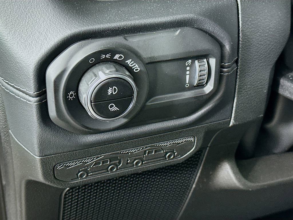 New 2026 Jeep Gladiator Mojave image 14