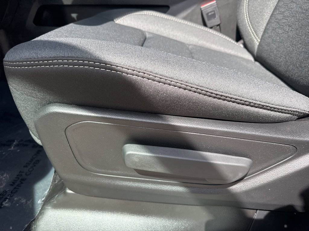 New 2026 RAM 1500 Express AWD/4WD image 8