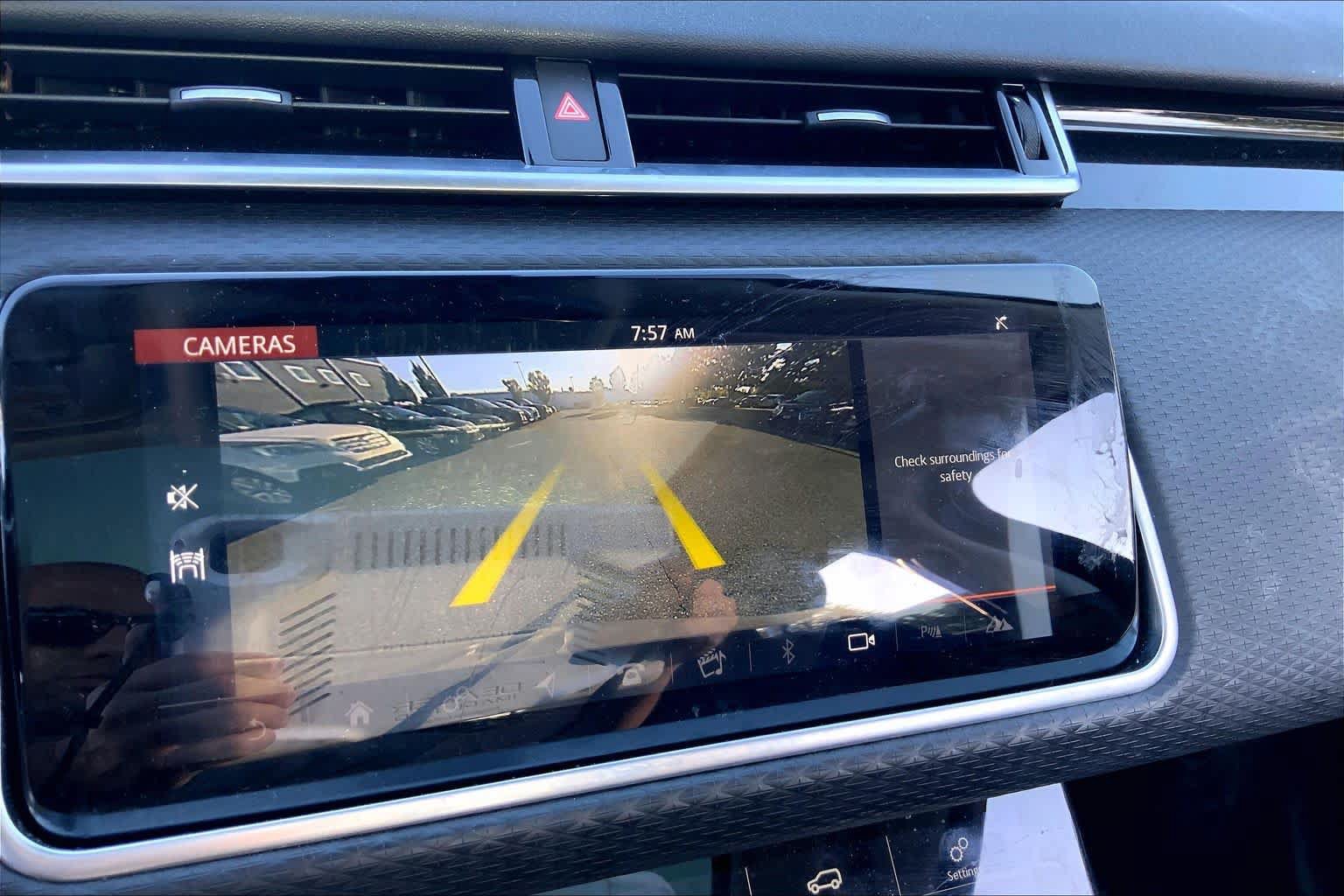 Used 2020 Land Rover Range Rover Velar S AWD/4WD image 27