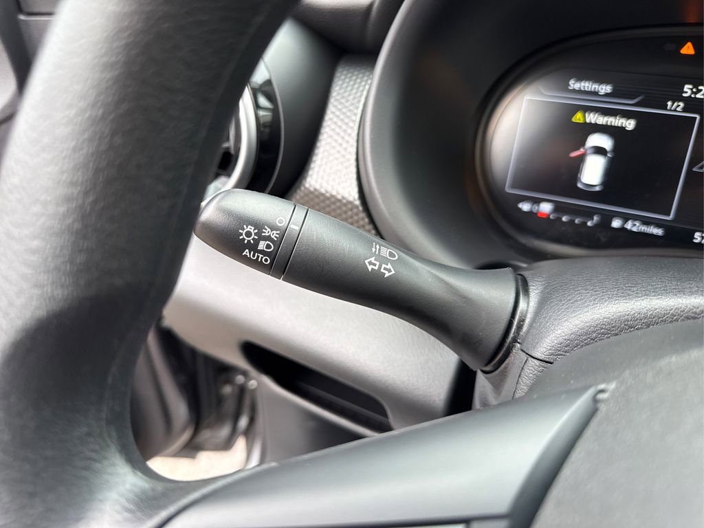 Used 2024 Nissan Kicks SV image 24