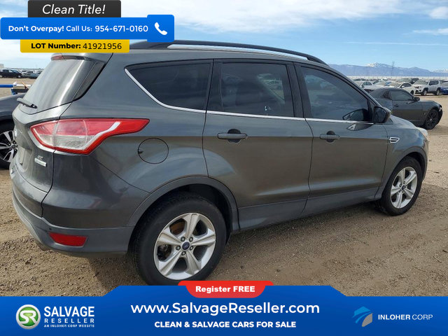 Used 2015 Ford Escape SE w/ Equipment Group 201A image 4