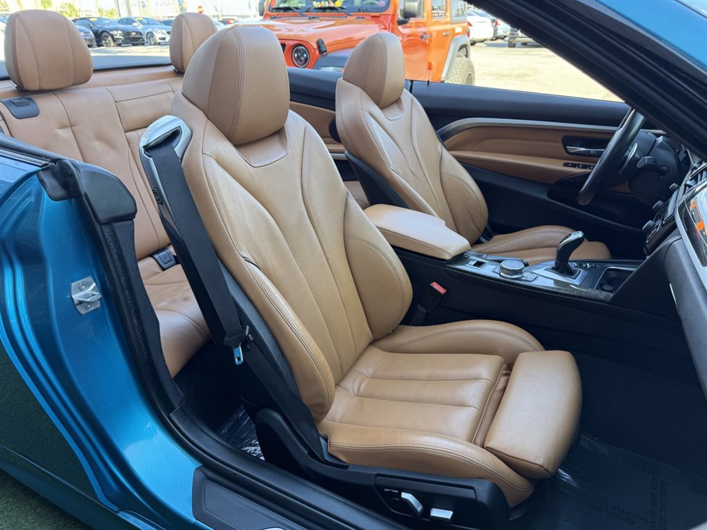 Used 2018 BMW 430i Convertible image 22