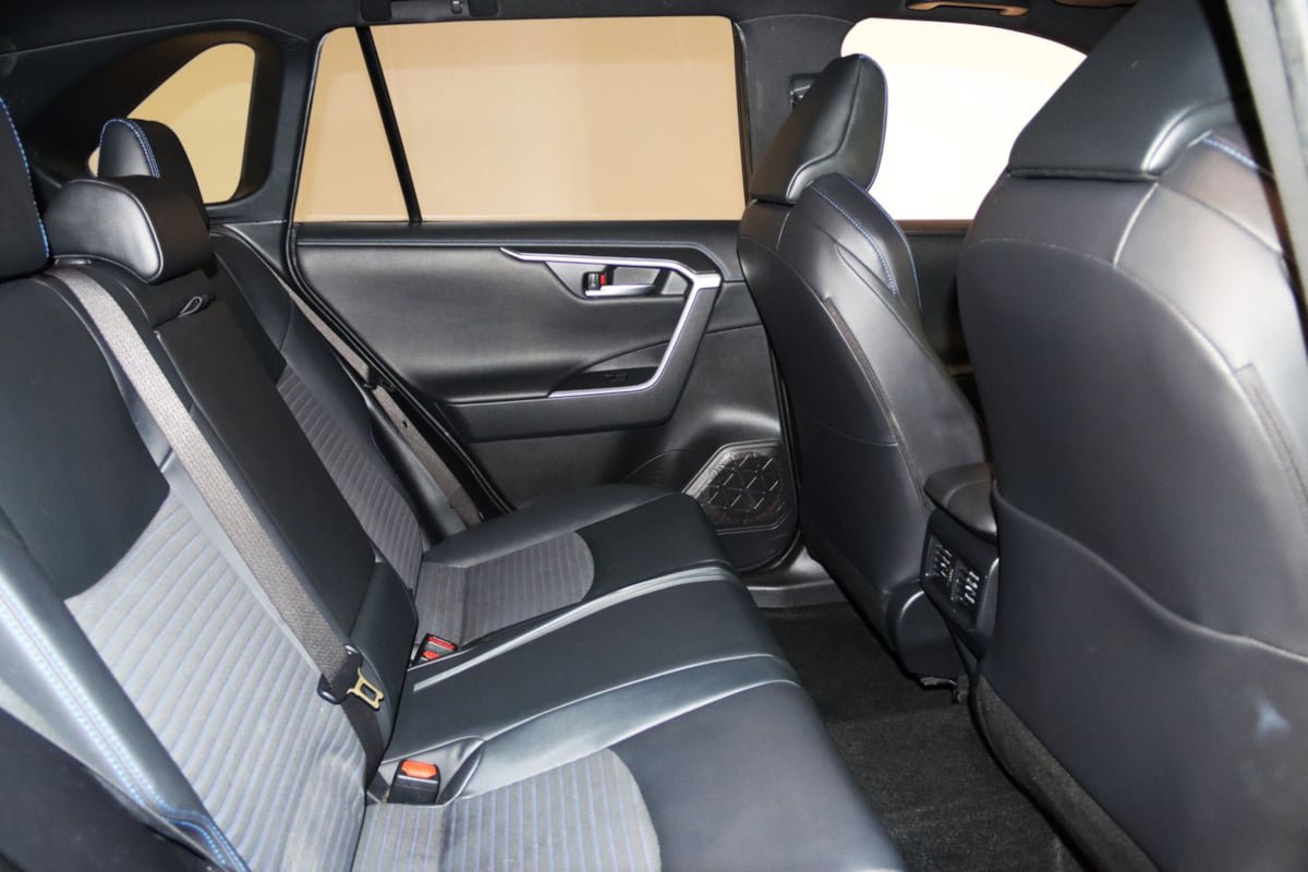 Used 2020 Toyota RAV4 XSE AWD/4WD image 60