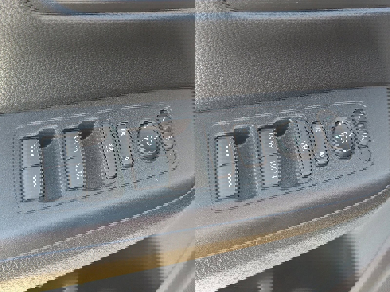 Used 2025 Honda CR-V Sport image 25