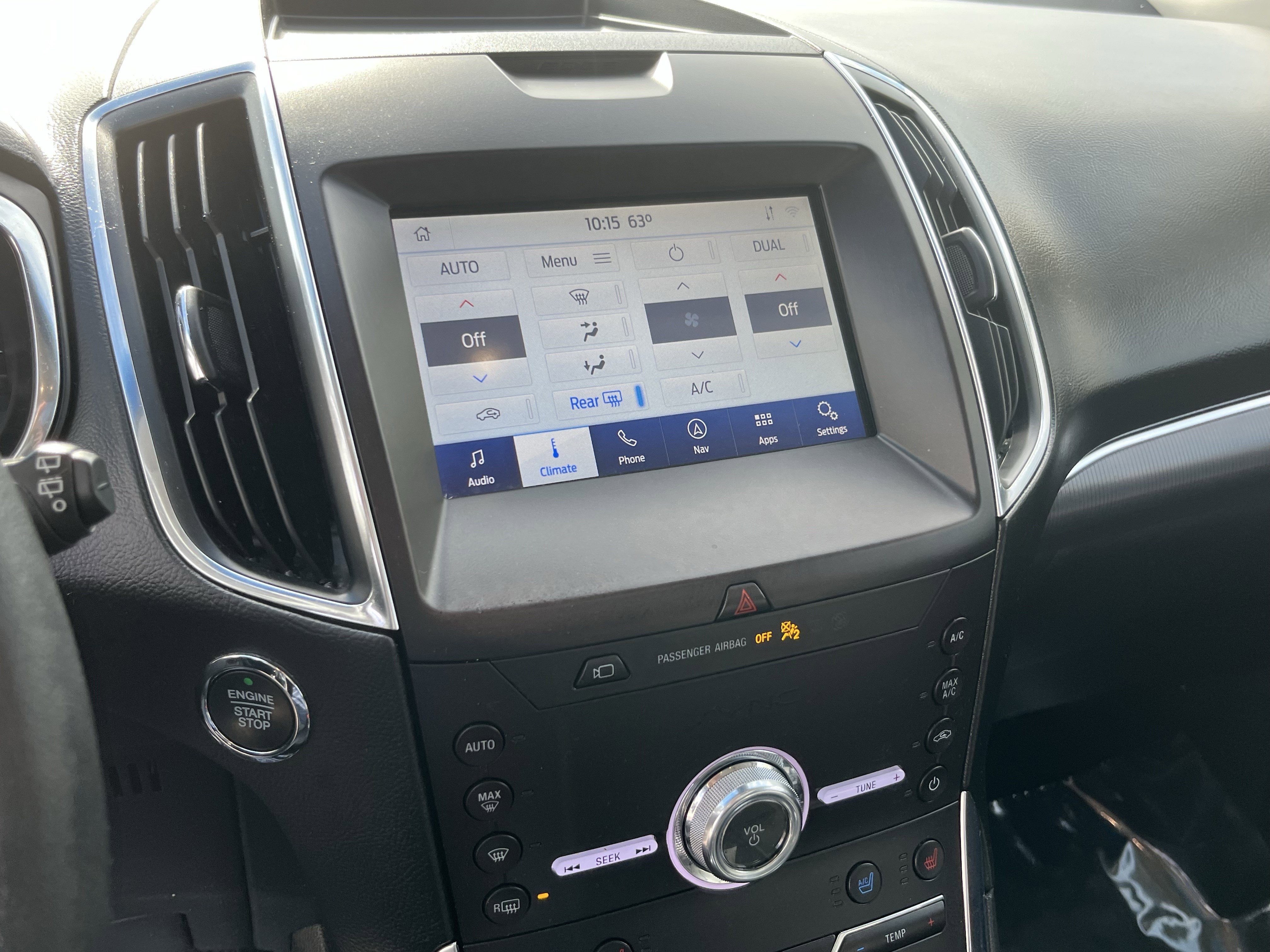 Used 2020 Ford Edge Titanium w/ Equipment Group 301A image 23