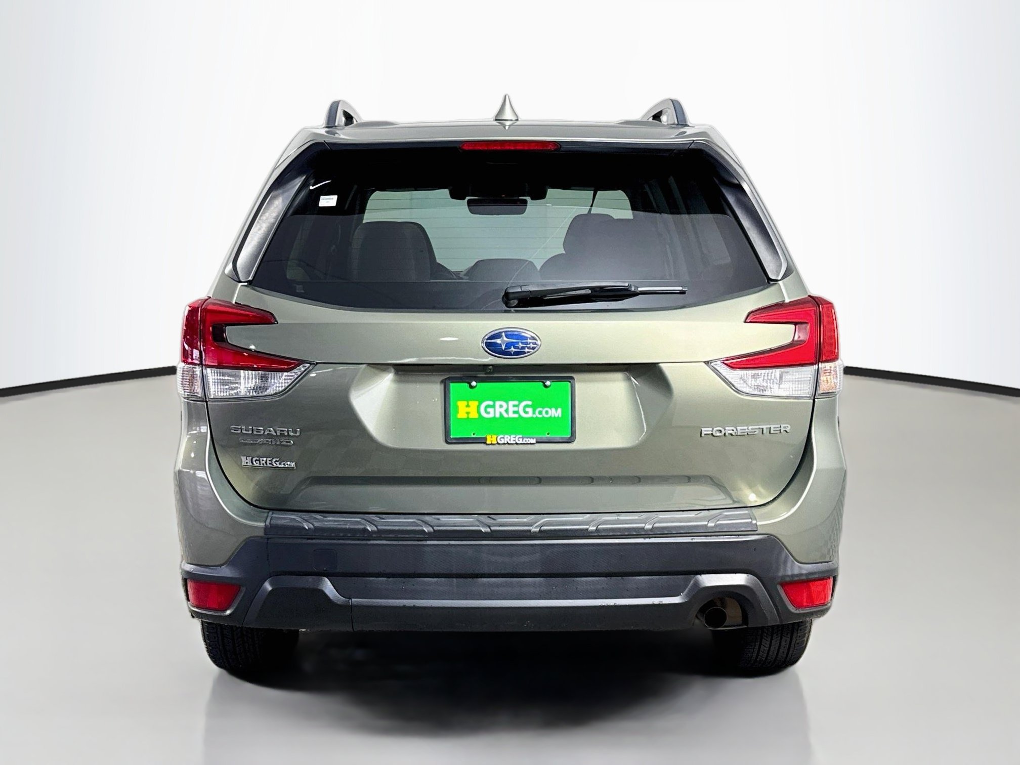Used 2020 Subaru Forester Premium AWD/4WD image 8