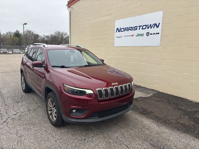 Used 2019 Jeep Cherokee Latitude Plus image 1
