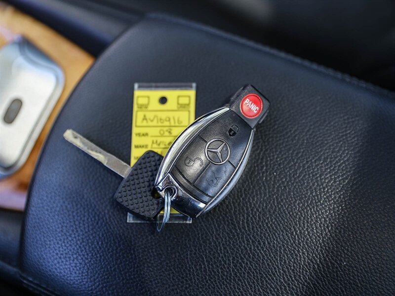 Used 2008 Mercedes-Benz SL 550 w/ AMG Sport Pkg image 37